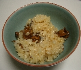 味付き赤貝缶の炊き込みご飯