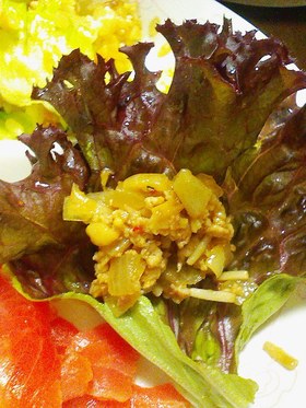 挽肉の甜面醤炒め レタス包み