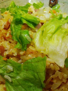 焦げつかずパラッと-レタスチャーハン