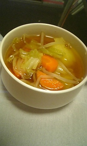 お野菜がとれる♪具沢山コンソメスープ