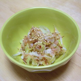 御飯のとも・ネギと鰹節のゴマ油和え