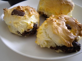 サクふわなチョコスコーン