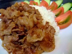 ベトナム風　豚バラ肉の生姜焼き