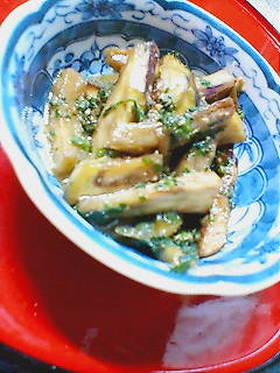 ご飯に合う♪なすと大葉の甘辛味噌炒め♪
