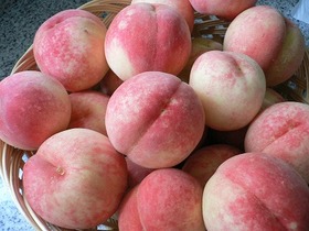 つるりん☆桃シロップ煮