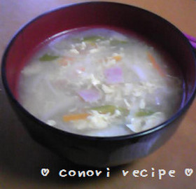 【残った餃子の皮で】ワンタンスープ