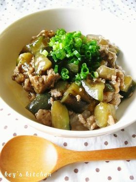 茄子と挽き肉のトロトロ丼