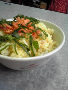 ウマすぎる他人丼