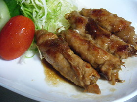 もやしのクルクル生姜焼き