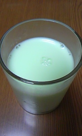 簡単♡メロンみるく