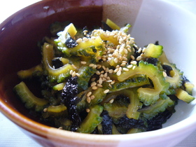 ｺﾞｰﾔと海苔の佃煮