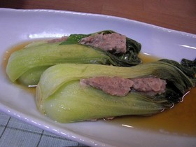 めんつゆで簡単♪青梗菜のはさみ蒸し