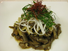 どんぐり料理　ハゼの南蛮漬け　