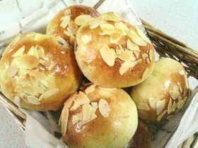 ふわふわゴロゴロさつまいもパン