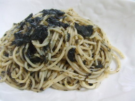 絶品★柚子胡椒&醤油バターの海苔パスタ