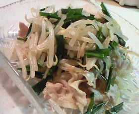 ヘルシー簡単　蒸し豚にらもやし