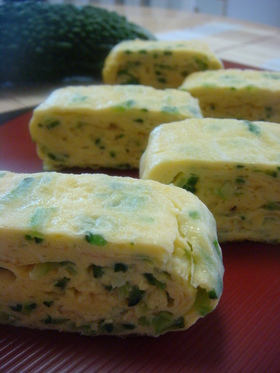 お弁当にどうぞ～♪ゴーヤー入り卵焼き