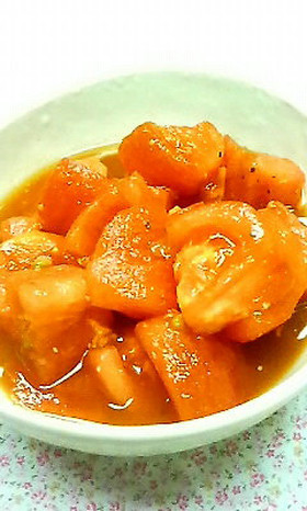 トマトのカレー風味マリネ