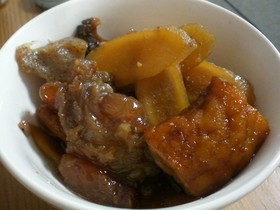超簡単☆圧力鍋におまかせ☆牛すじ煮込み♪