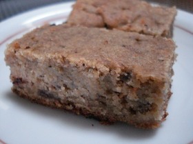 バターたっぷり！ゴーヤのしっとりケーキ