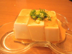 ゴマだれ豆腐