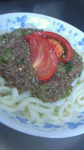 意外？な美味しさ♡ひき肉オクラ梅うどん