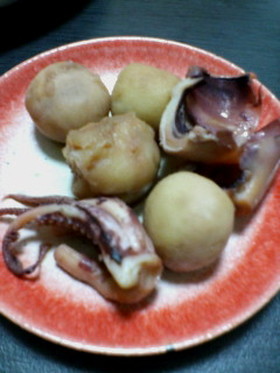 簡単♪いかと里イモの煮物