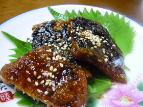皮が美味しい♪さんまのかば焼き!