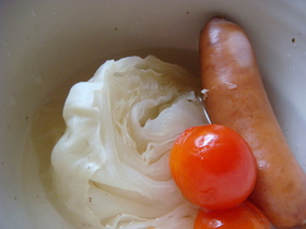 トマトとキャベツのスープ