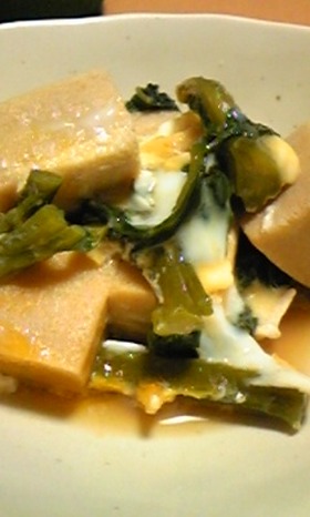 つるむらさきと高野豆腐の卵とじ