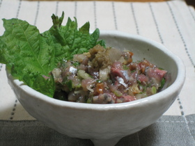 飲みすぎ食べすぎ注意☆旬の秋刀魚のたたき
