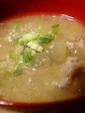 冬瓜と豚肉の味噌汁