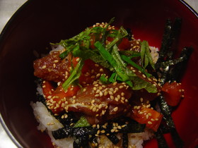 まぐろ＆トマトのづけ丼