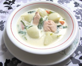 絶品！鮭とかぶのホロホロシチュー♬