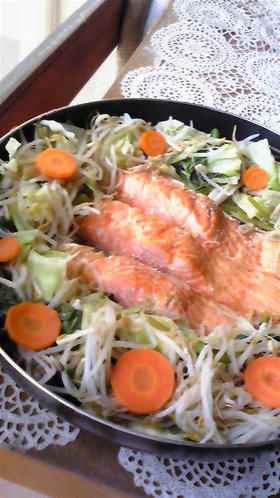 ❤鮭のにんにくバタぽんフライパン蒸し❤