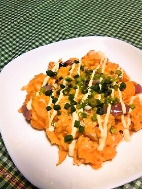 スクランブルエッグにイカの塩辛