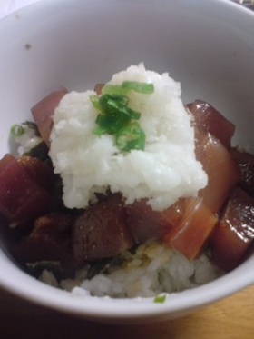 さっぱりおろし梅のまぐろ丼