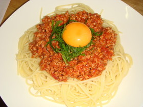 やみつき！ピリ辛☆トマトミートパスタ
