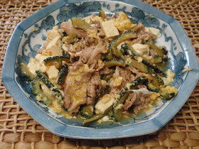 ゴーヤと豆腐のオイスターチャンプル