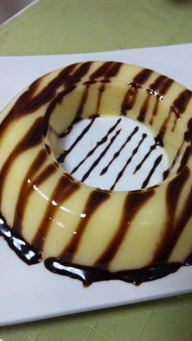 オレンジブラマンジェ　チョコソースがけ