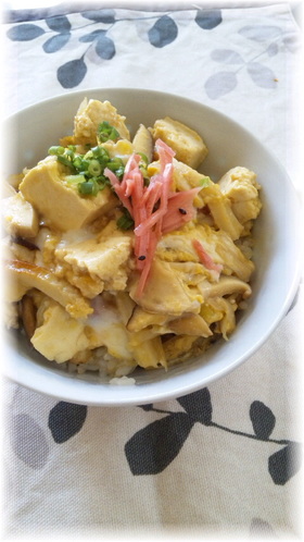 豆腐とちくわのふんわり☆たまご丼