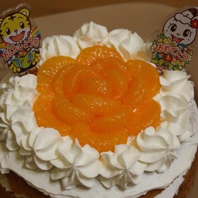 みかん缶詰で簡単デコレーションケーキ