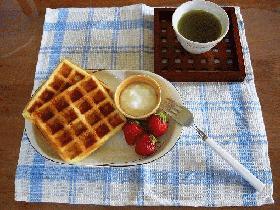 ホットサンドメーカーでワッフル