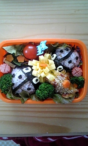 初心者でも簡単☆テントウムシ弁当