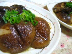 シンプルに・・・しいたけのバター焼き！