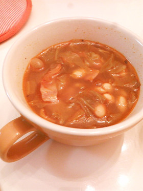 キャベツと豆のトマトスープ☆