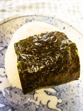 ☆ツナキムチのクルクルラップおにぎり☆