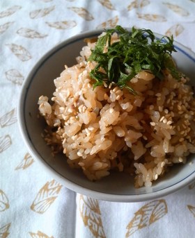 本当に簡単②☆梅塩昆布炊き込みご飯