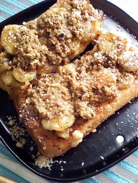 豆乳ソースのせバナナフレンチトースト