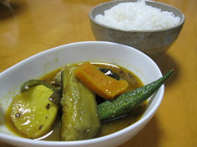 ☆スパイスを使ってチキンスープカレー☆